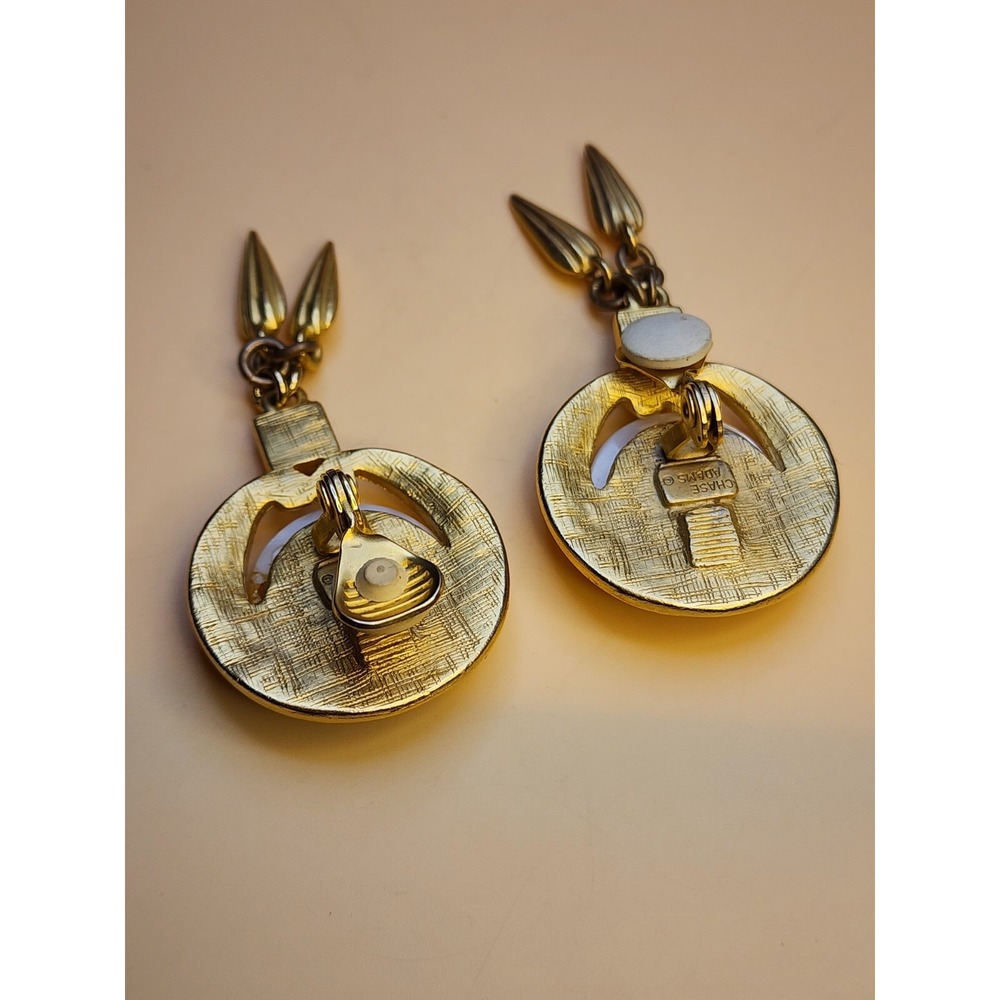 46 Yr Old CHASE ADAMS Mother Of Pearl & Semi-Precious Goldstone Clip-On Earrings - Picture 5 of 7